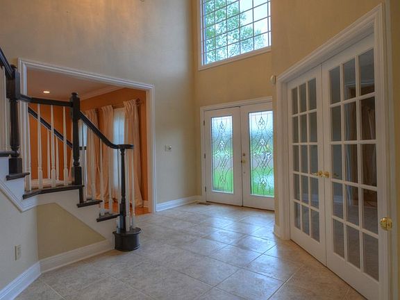 3rd image of 5013 Lupreese Ln