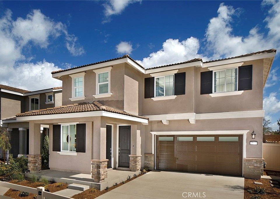 1st image of 725-728 Freesia Cir