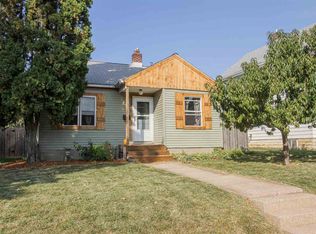 820 21st Ave SW, Cedar Rapids, IA 52404