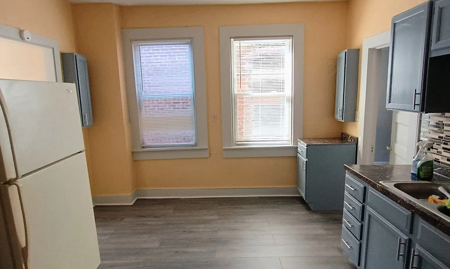 6408 Saint Clair Ave — Photo 4