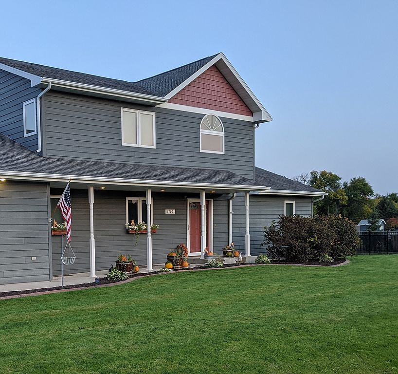 1702 Island Park Dr - Property Image