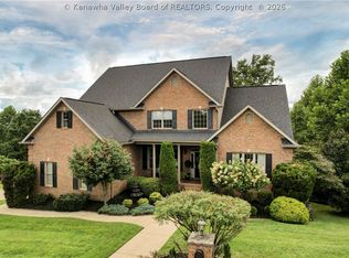 8014 Southridge Way, Hurricane, WV 25526