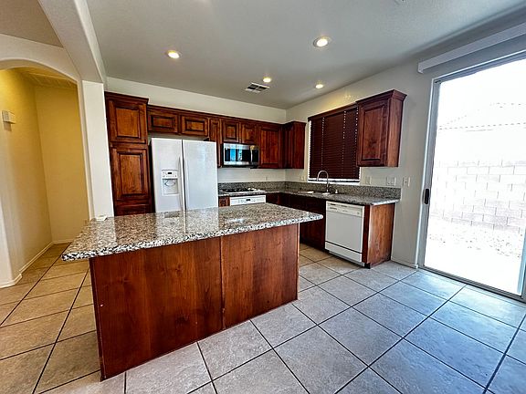 5th image of 10322 Garden State Dr