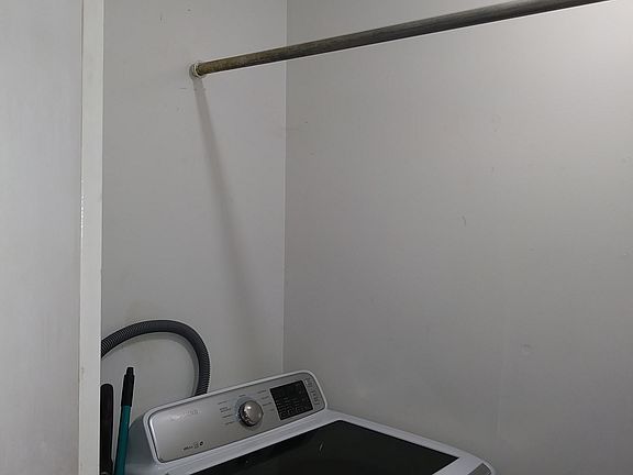2nd image of 887 Brian Dr