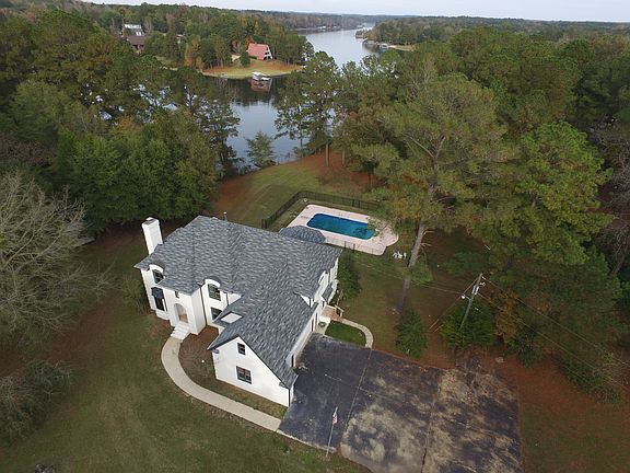 5th image of 15305 Marina Dr
