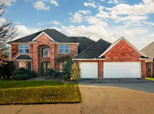 705 SW Thorncroft Ave, Bentonville, AR 72713