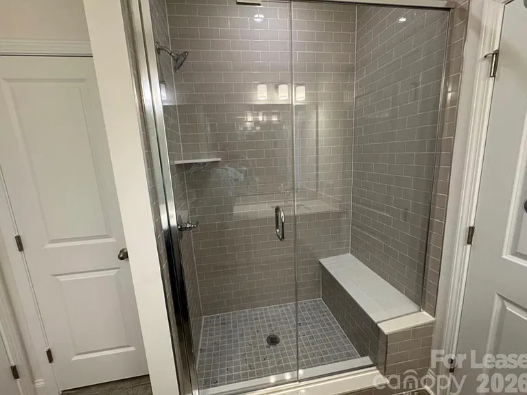 5009 Layman Dr — Photo 12