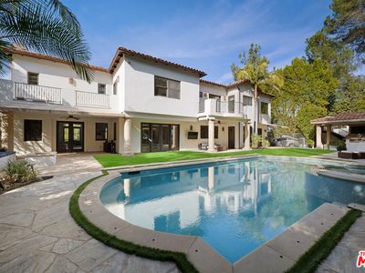20208 Wells Dr, Woodland Hills, CA, 91364