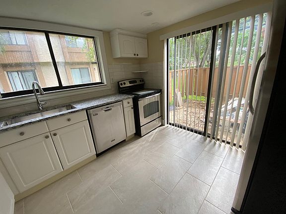 5th image of 38 Wimbledon Lake Dr #38