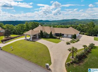 5639 Ridge View Dr, Trussville, AL 35173