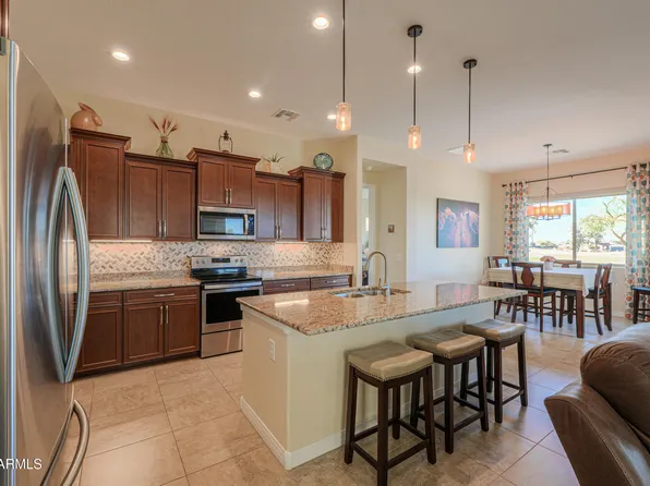 281 N QUESTA Trail, Casa Grande, AZ 85194