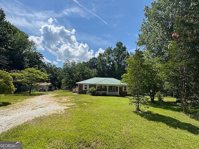 1st image of 904 Eastside School Rd