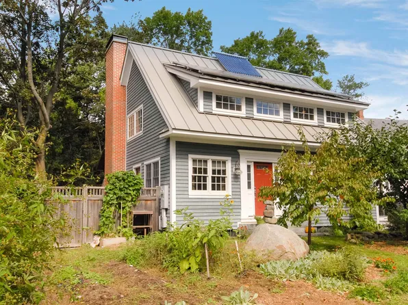 35 Lawrence Street, Portsmouth, NH 03801