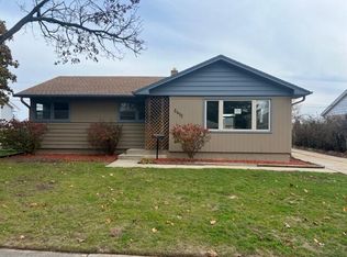 5412 N 103rd St, Milwaukee, WI 53225