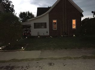915 S A St, Elwood, IN