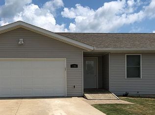 1296 12th Ave NE, Sioux Center, IA 51250