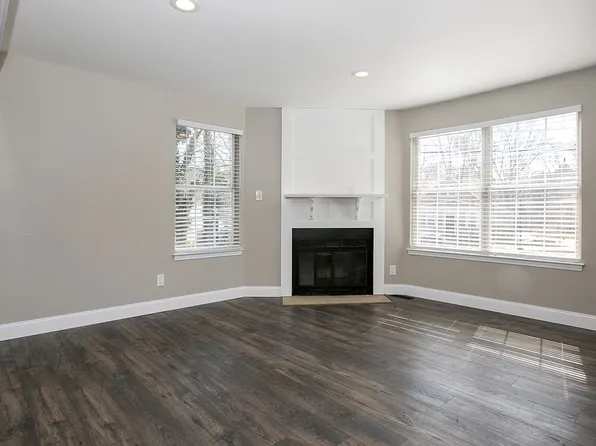 129 Ellis St, Haddonfield, NJ 08033