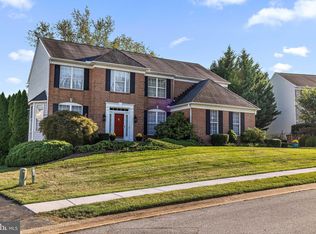 205 Robin Redbreast Rd, Newark, DE 19711