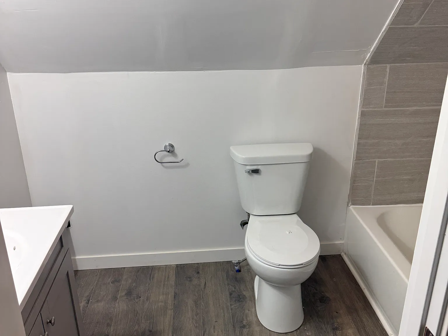 5 bed, 1382 sqft, $1,800 — Photo 3