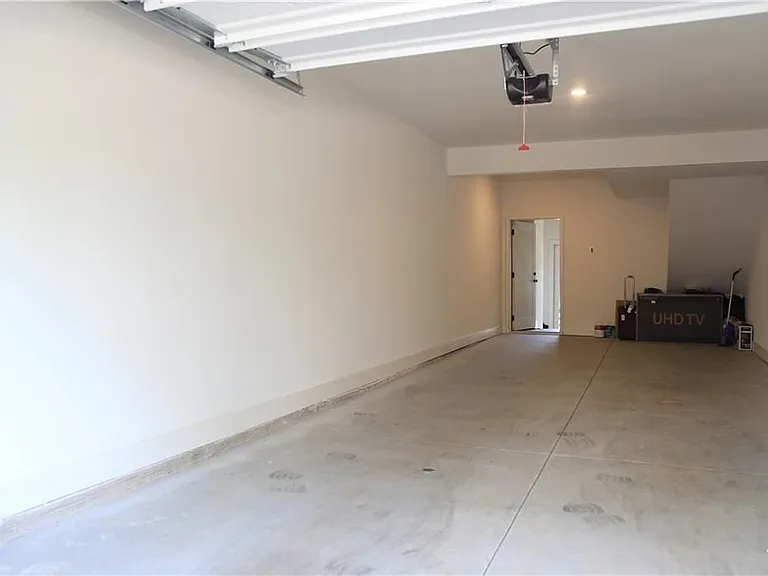 1350 May Ave #20 — Photo 10