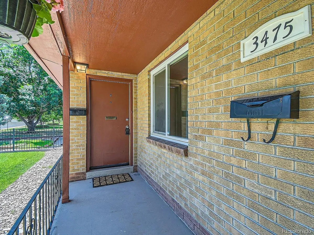 Building Photo - 3475 Ames St
