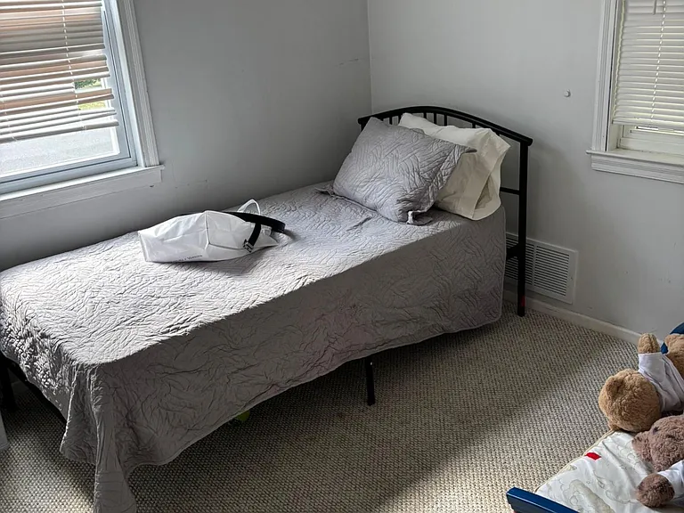 23 Campbell Ct — Photo 11