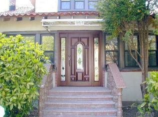 59 Parkview Pl, Baldwin, NY 11510