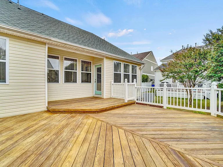 5027 Ocean Way — Photo 24