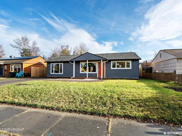 1811 Talkeetna St, Anchorage, AK 99508