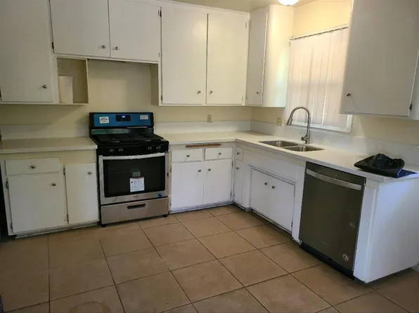 214 Nisbet Way, Riverside, CA 92507