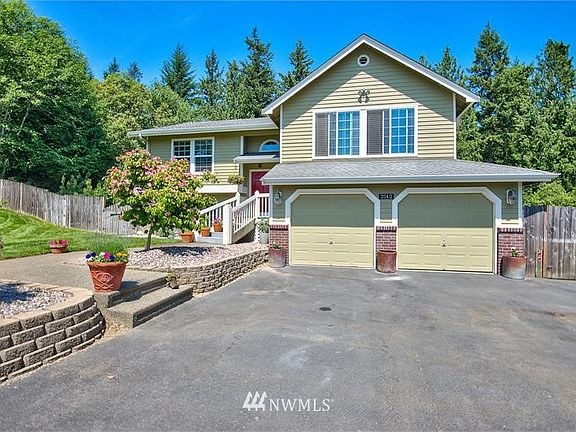 3rd image of 2142 SE Dunrobin Lane