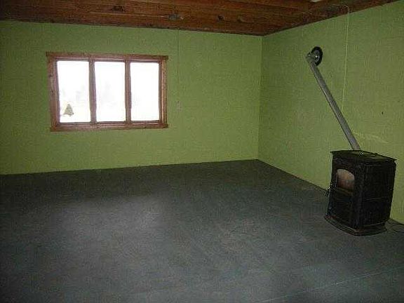 Large partially finished room in lower level