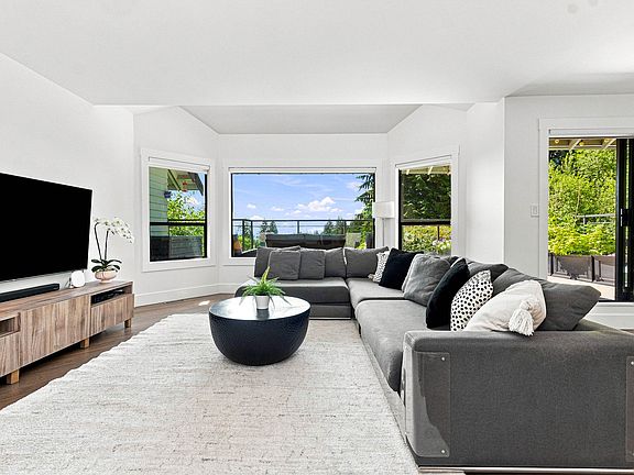 3rd image of 5723 Owl Ct