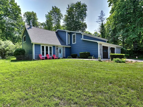 4 Brighton Road, Naugatuck, CT 06770