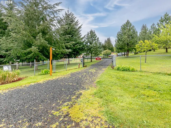 28939 SE Davis Rd, Estacada, OR 97023