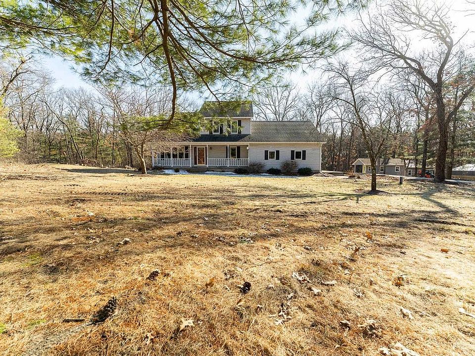 1st image of 27714 Ermine AVENUE