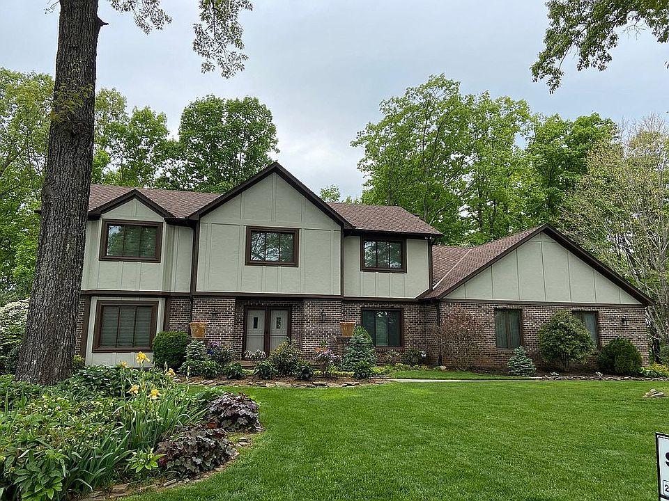 1st image of 11137 Crown Point Dr