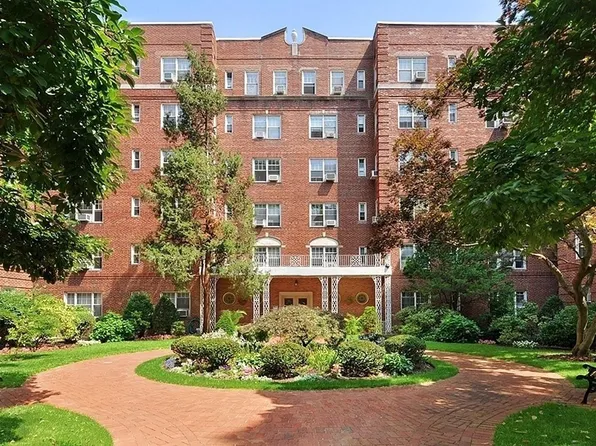 77-15 113th Street #6K, Forest Hills, NY 11375
