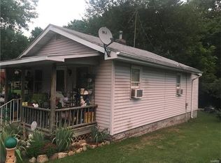 604 N Locust St, Litchfield, IL 62056