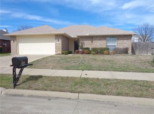 313 W Glenn Meadow Dr, Red oak, TX 75154