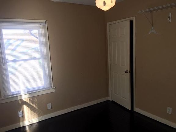 5th image of 2402 E 55th St