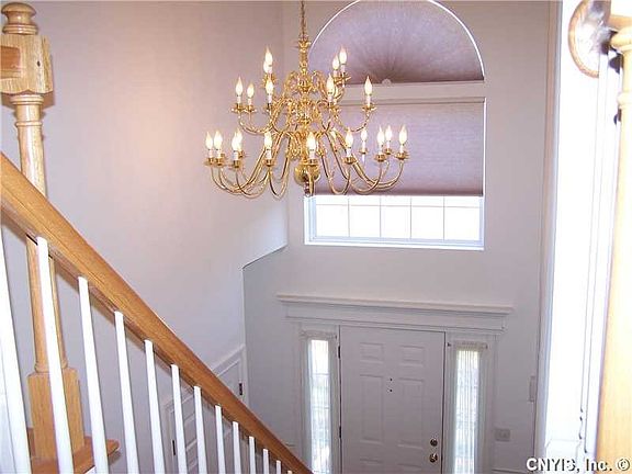 3rd image of 109 Starksboro Dr