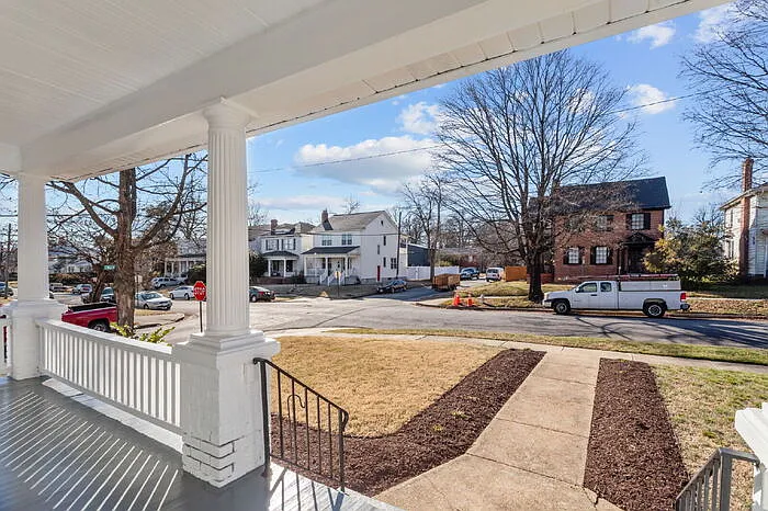2701 Northumberland Ave — Photo 46
