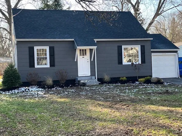 225 Shaver Ave, North Syracuse, NY 13212