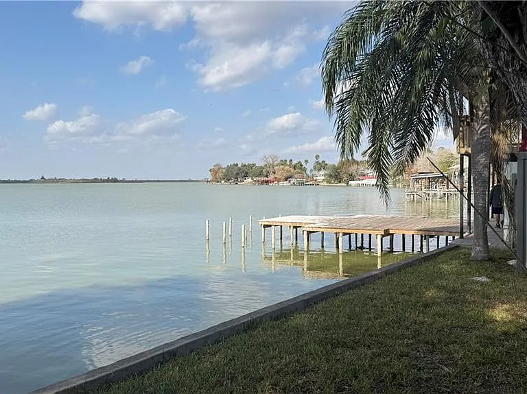 8504 Lago Vista Dr — Photo 23