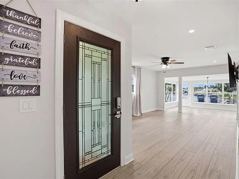 4436 Floramar Ter — Photo 8