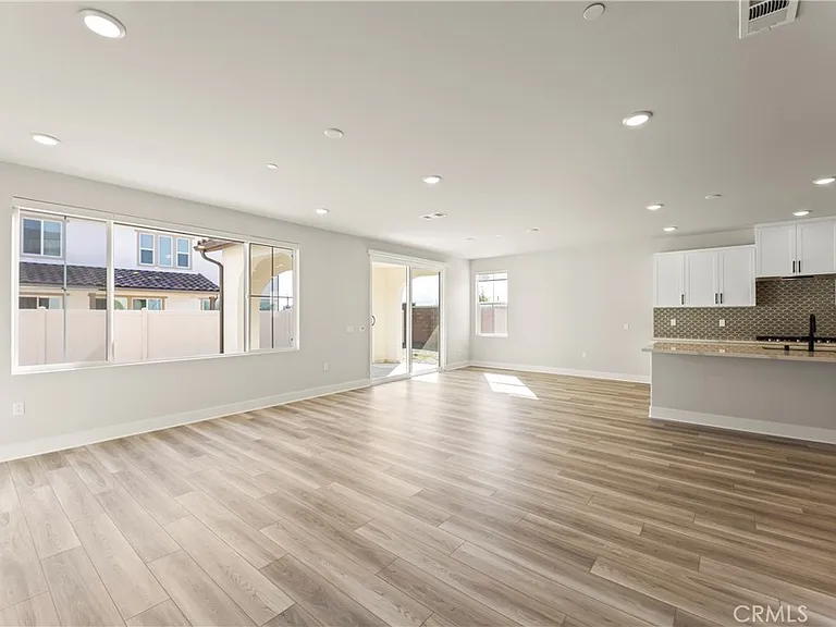 16717 Dara Ave — Photo 11