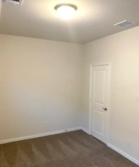 1902 Canyon Ln — Photo 5
