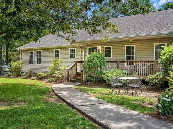 1447 Three Bridges Rd, Easley, SC 29642