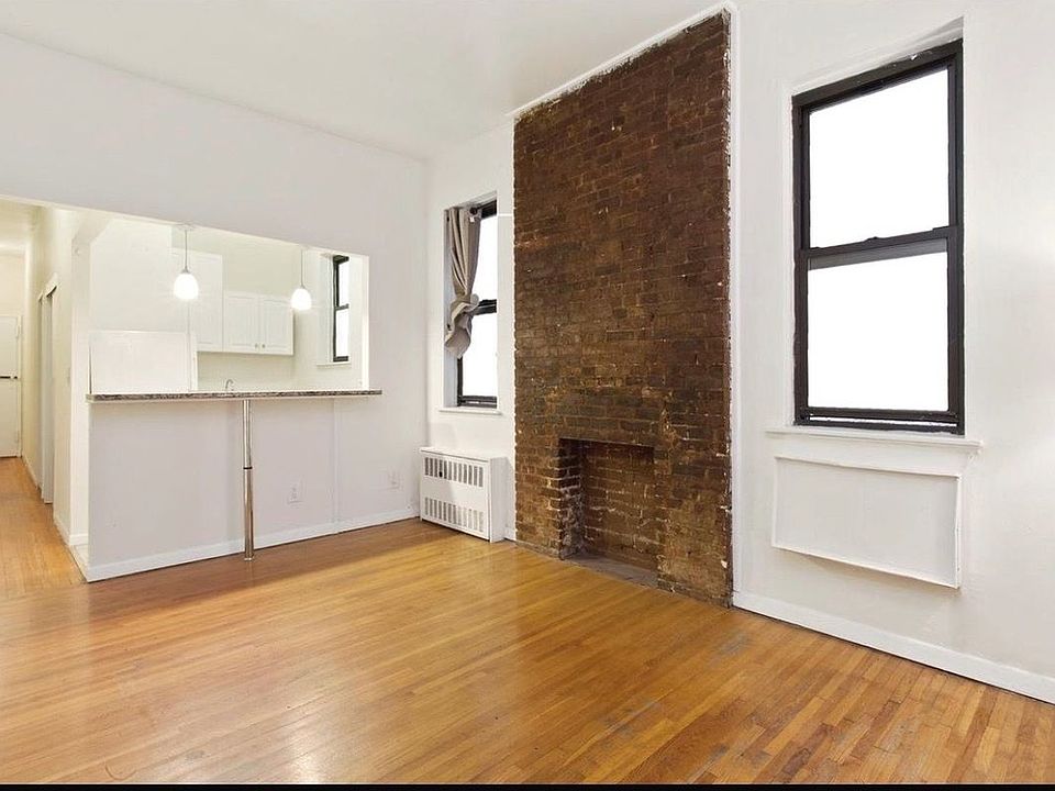 2nd image of 205 E 14th St APT 1C
